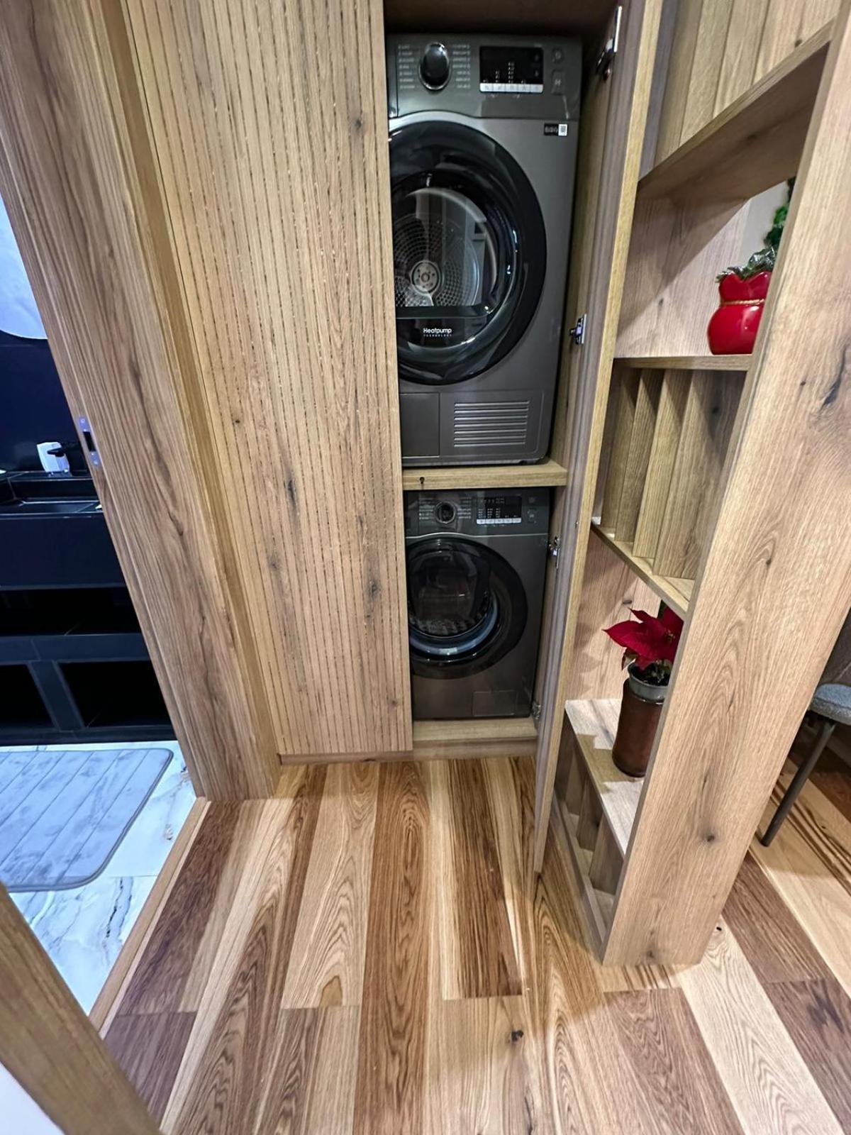 Apartament De Lux Andre Сибиу Экстерьер фото
